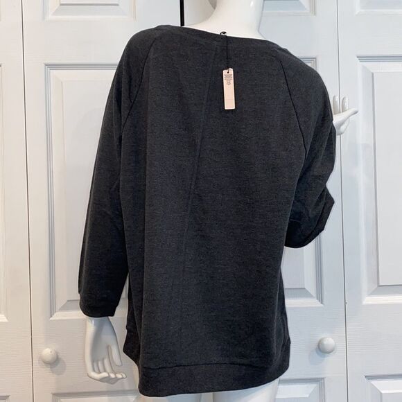 NEW VICTORIA SECRET SWEATER 3/4 sleeve - Picture 3 of 3